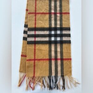 Burberry Scarf 100% Cashmere, Made in Scotland VGUC